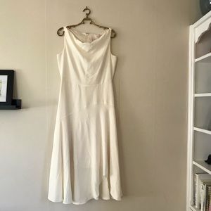 Gal meets Glam crepe dress